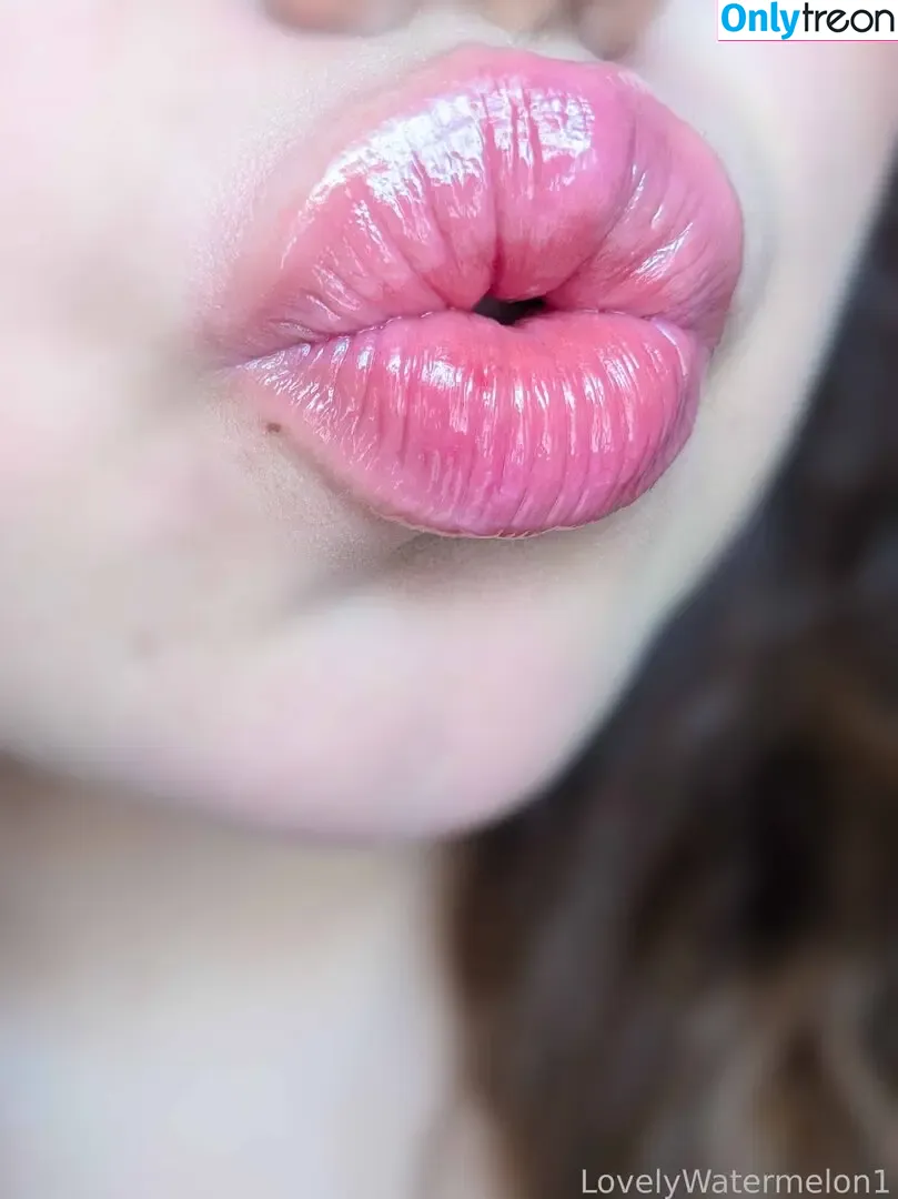LovelyWatermelon1 nude photo #0074 (MoodyWatermelon1 / ilovewatermelon01)