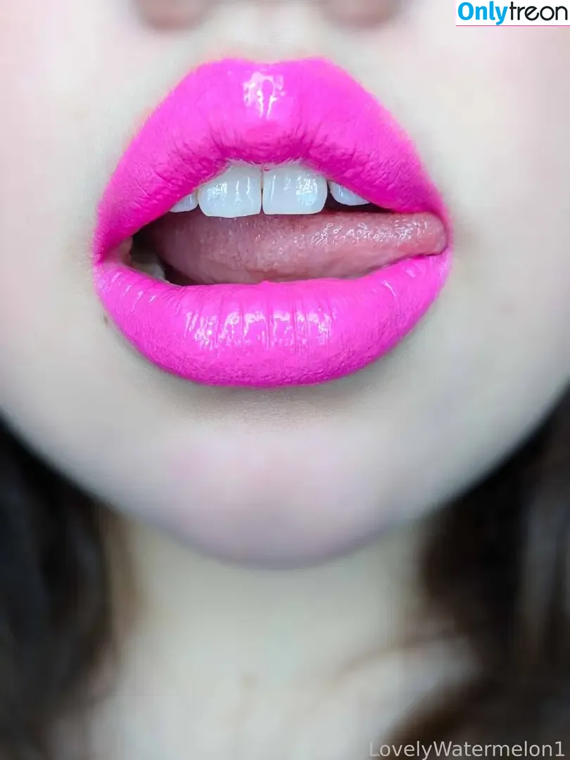 LovelyWatermelon1 nude photo #0090 (MoodyWatermelon1 / ilovewatermelon01)