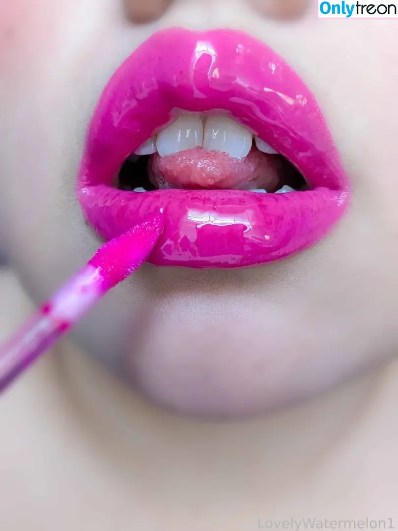 LovelyWatermelon1 nude photo #0109 (MoodyWatermelon1 / ilovewatermelon01)
