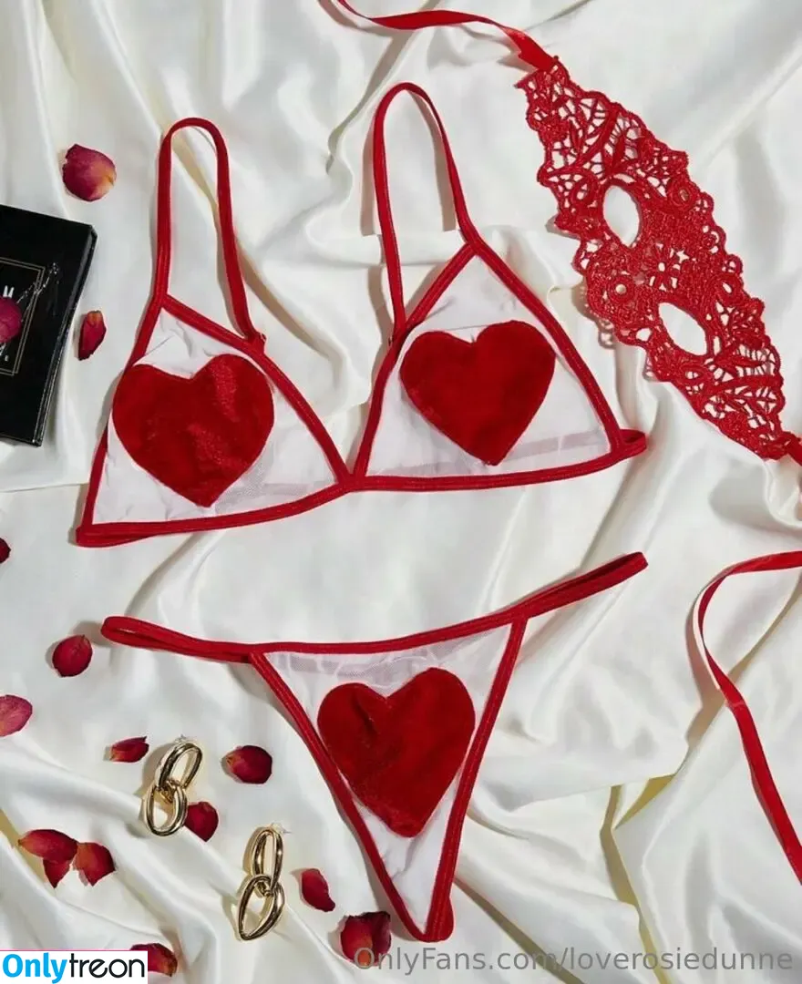 loverosiedunne голая photo #0028 (rosie.dunne)