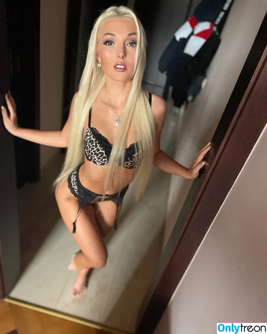 Lovita Fate голая photo #0079 (lovita.fate.real / lovitafate)