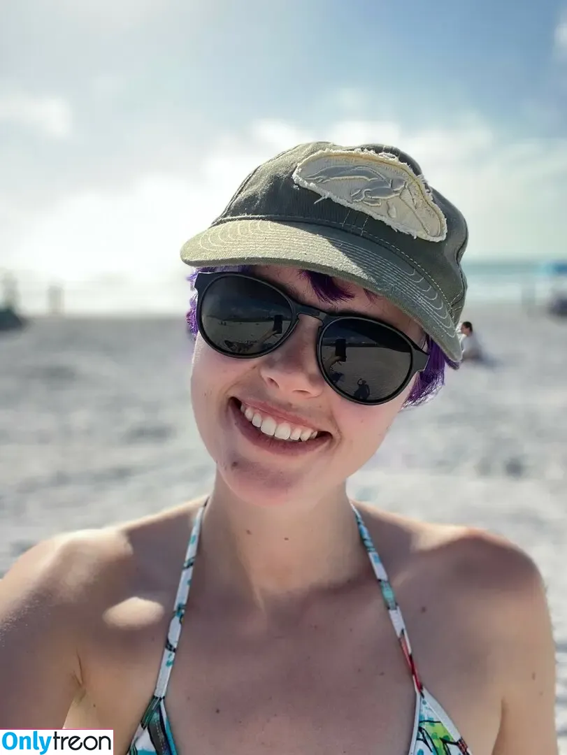 Lowco nude photo #0121 (locoswe / lowco2525)