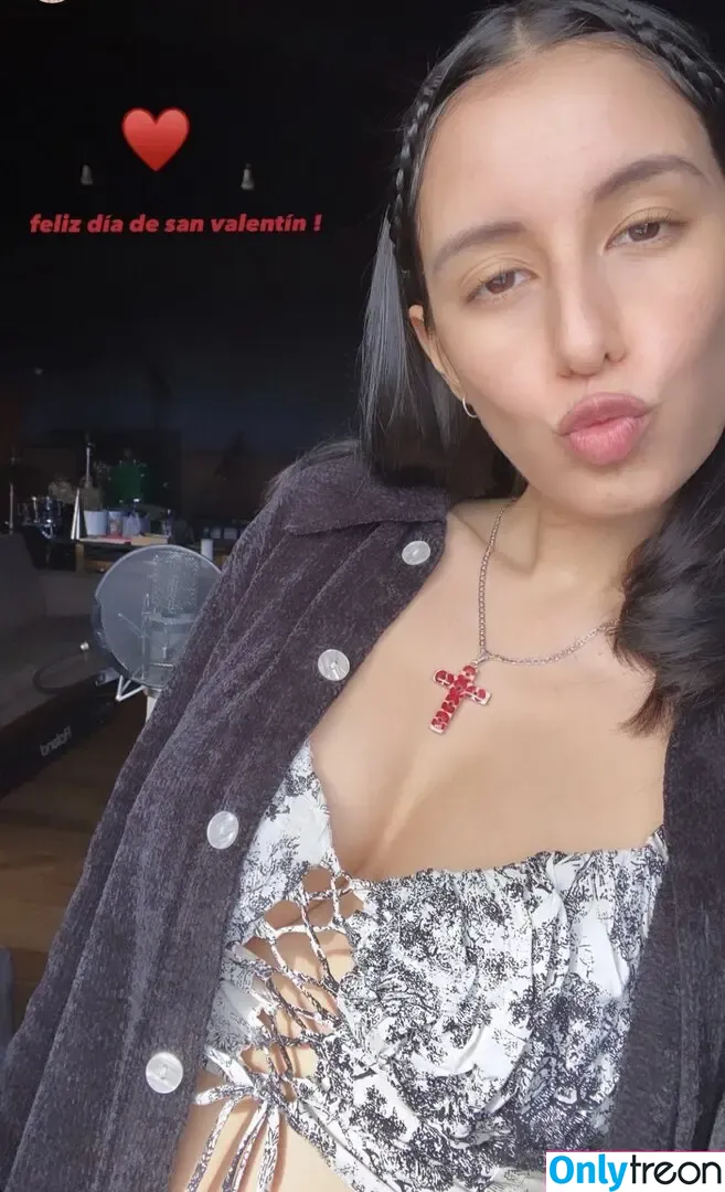 Loyal.Lobos nude photo #0029 (Andrea Silva)