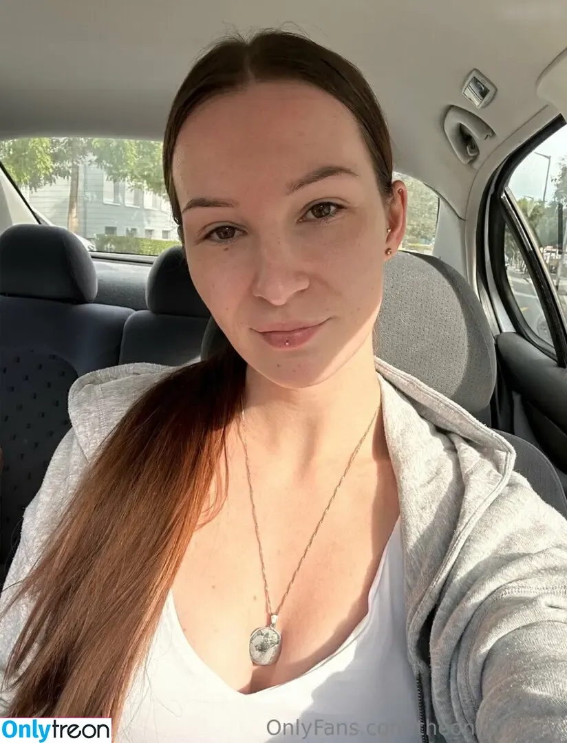 Lu_Lux nude photo #0003 (theonlycherry)