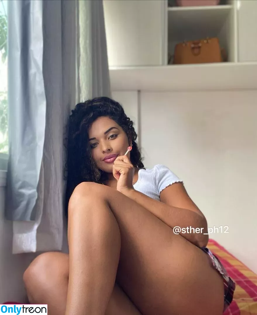 Lua Souza nude photo #0024 (lua_souza29 / luaakali / ste_ph12 / sther_ph12)