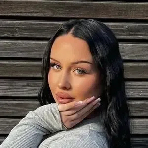 Luana He / luana_he_ фото голая #0010