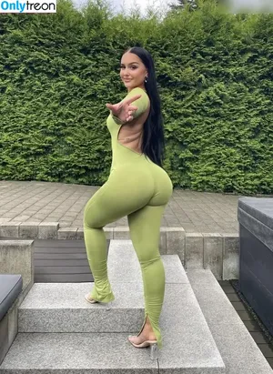 Luana He / luana_he_ фото голая #0020