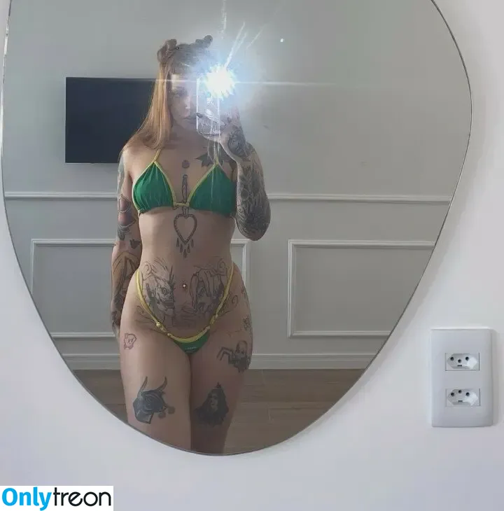 Luana Hermanni nude photo #0021 (luanamhermann / rotfucchs)