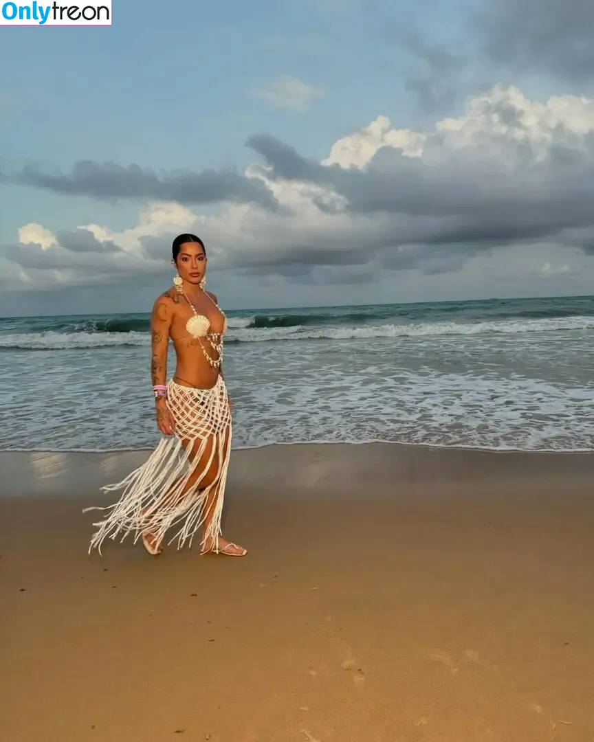 Luana Targino nude photo #0003 (A Fazenda 2024 / luanatarginno)