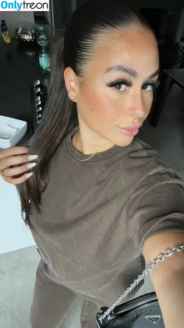 luanaguee nude photo #0015 (julyluane / luana.gue1)