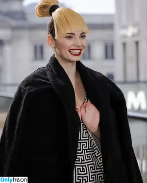Luca Angelina Vanak / lucaangelina.gntm2021.official nude photo #0009