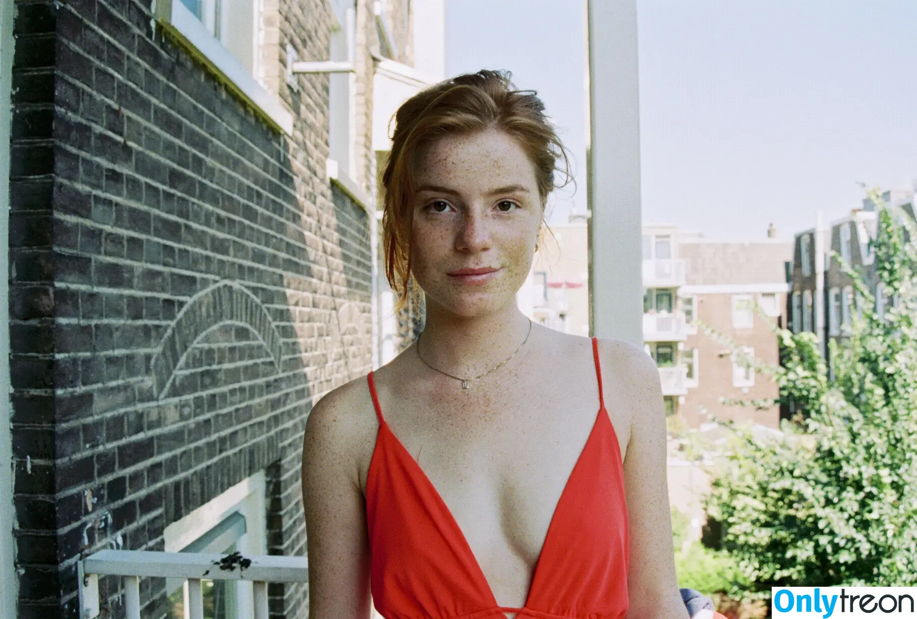 Luca Hollestelle голая photo #0014 (lucahollestelle)