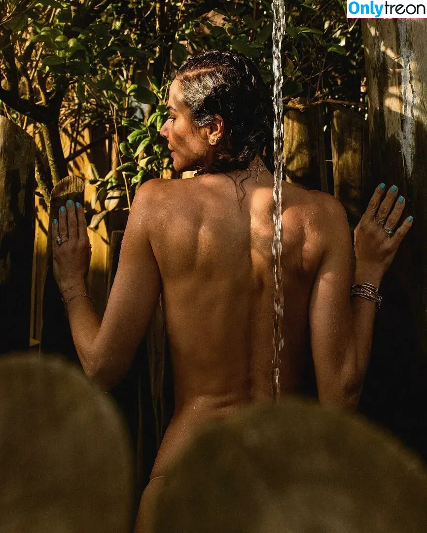 Luciana Gimenez голая photo #0208 (lucianagimenez)