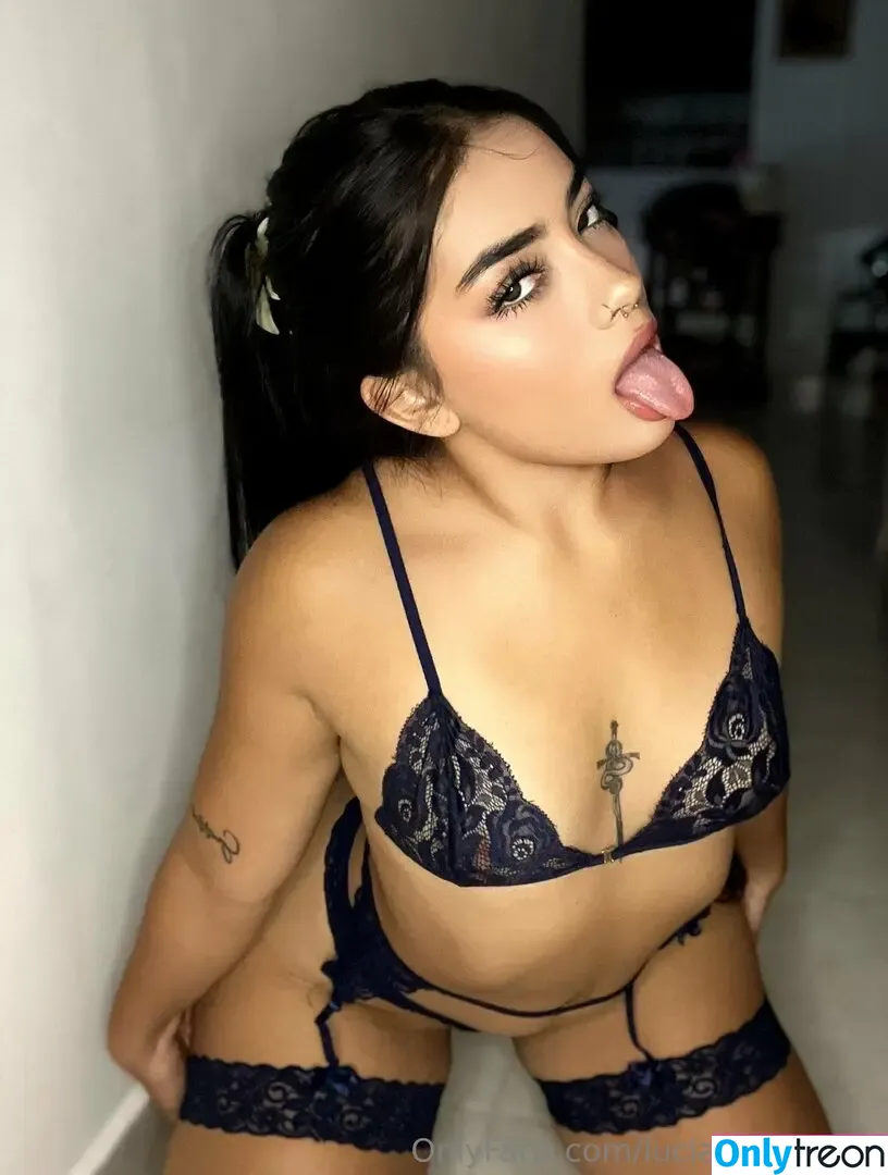 lucianaacosta0 голая photo #0107 (lucianaacosta0)