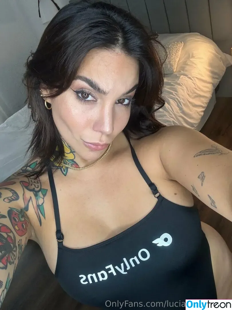 lucianamilessix nude photo #0007 (luciana.milessi)