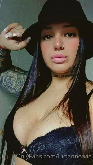 luciannaaaa / _luciannaaaa_ фото голая #0011