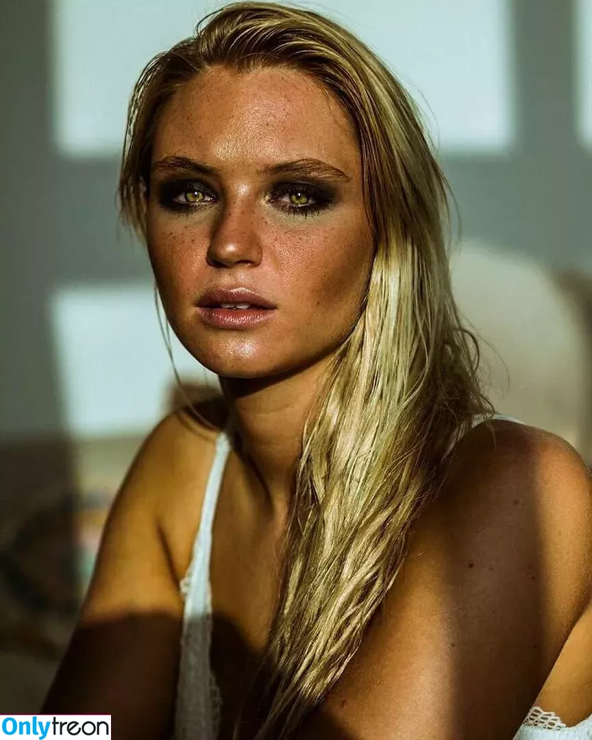Lucie Rose Donlan nude photo #0195 (lucierosedonlan)