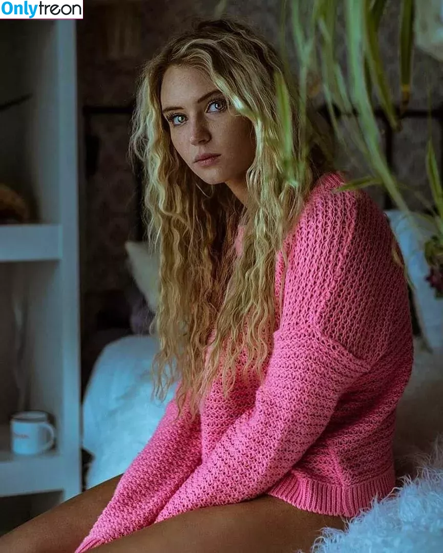 Lucie Rose Donlan nude photo #0196 (lucierosedonlan)