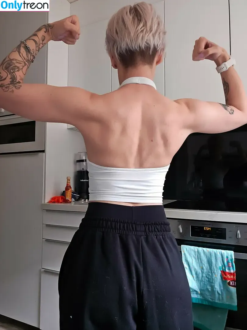 LuckyBonez nude photo #2360 (lucky_bonez)