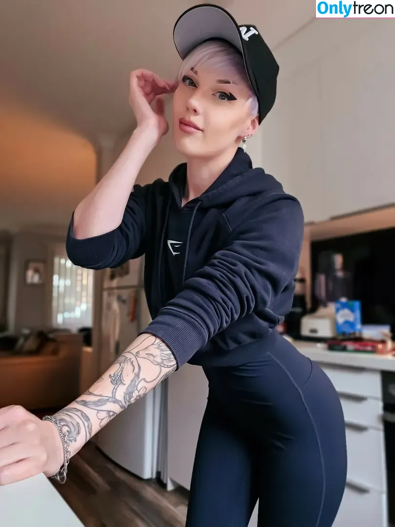 LuckyBonez nude photo #2383 (lucky_bonez)