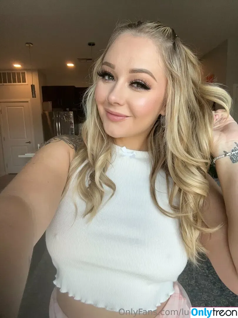 luckykaylove nude photo #0003 (luckykayloveeee)
