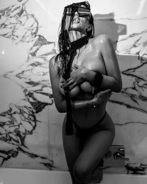 Lucrezia De Lellis / lucrezia_delellis nude photo #0052