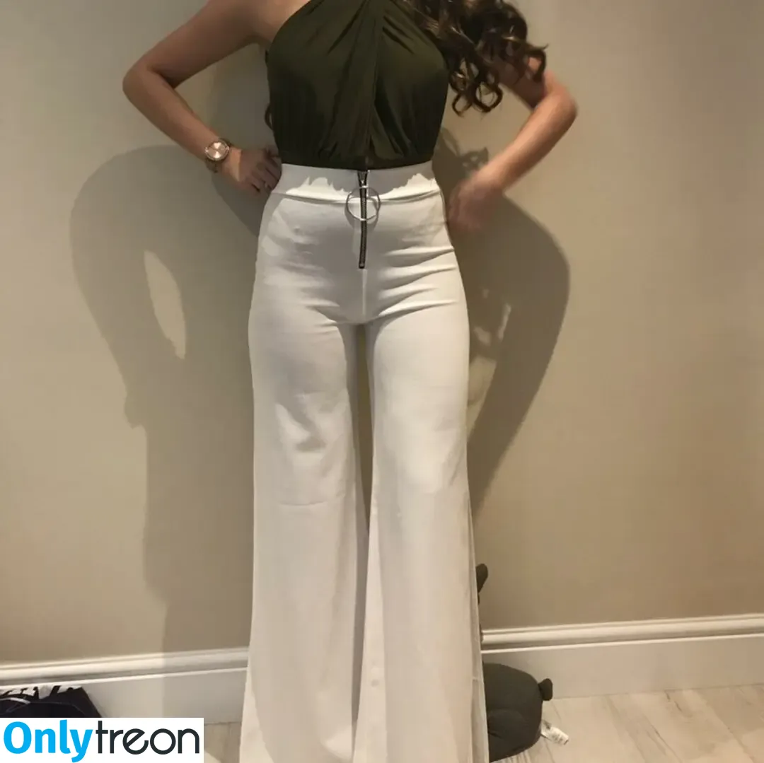 Lucy Beverley голая photo #0050 (lucybeverley)