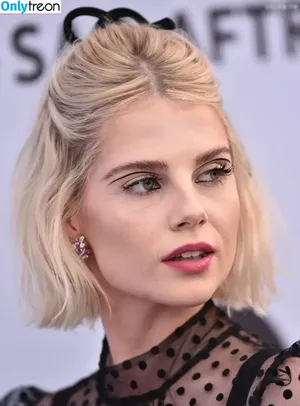 Lucy Boynton / lucyboynton1 фото голая #0090