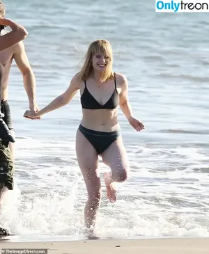Lucy Boynton / lucyboynton1 nude photo #0164
