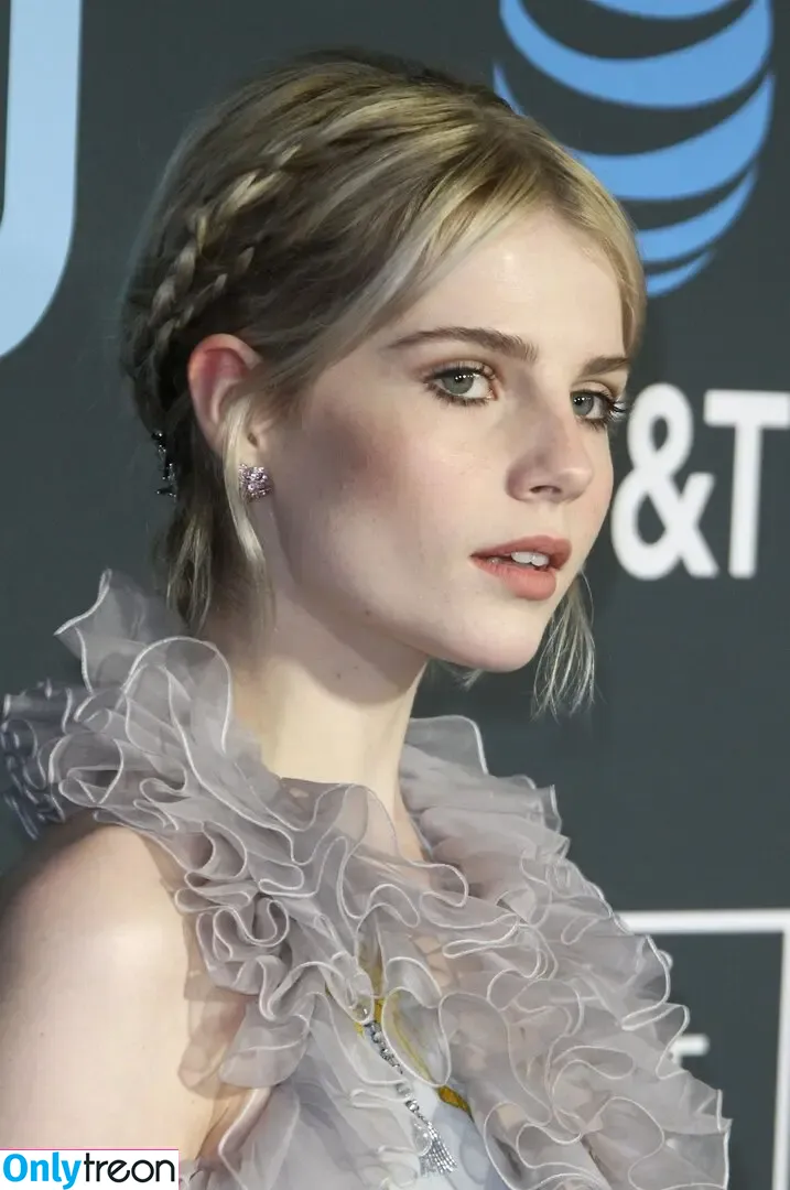 Lucy Boynton голая photo #0063 (lucyboynton1)