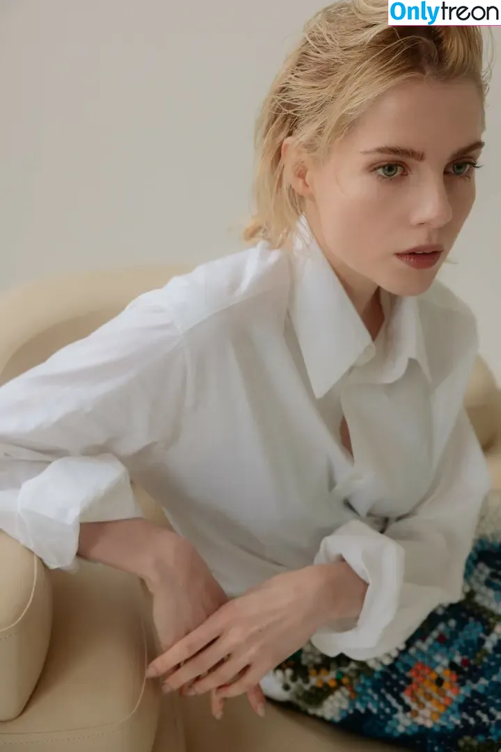 Lucy Boynton голая photo #0141 (lucyboynton1)