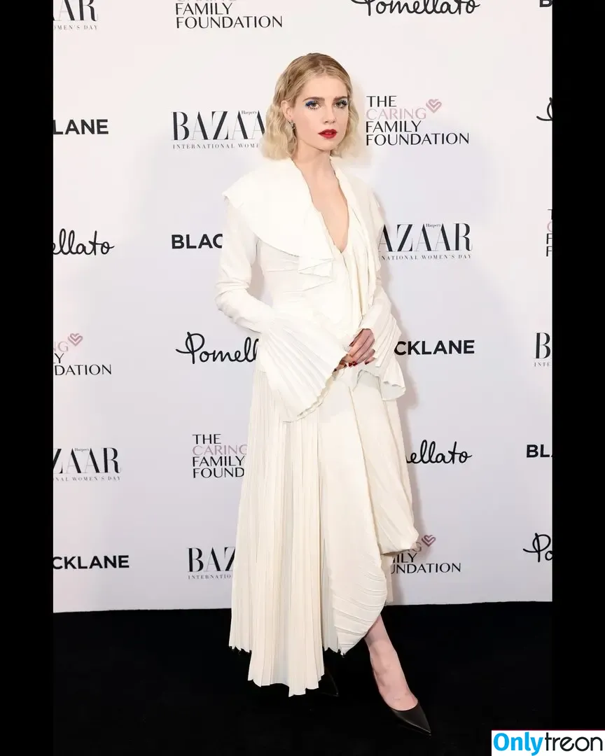 Lucy Boynton голая photo #0147 (lucyboynton1)