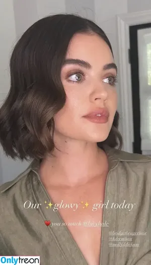 Lucy Hale / lucyhale фото голая #0628