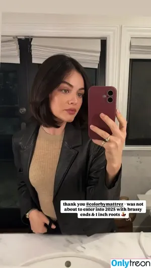 Lucy Hale / lucyhale фото голая #0800