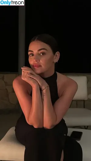 Lucy Hale / lucyhale фото голая #0803
