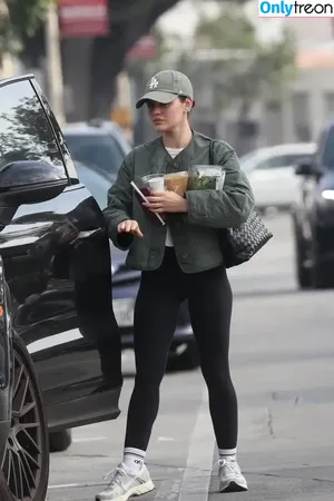 Lucy Hale / lucyhale фото голая #0818