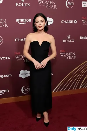 Lucy Hale / lucyhale nude photo #0844