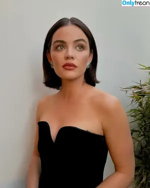 Lucy Hale / lucyhale nude photo #0888