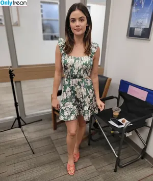 Lucy Hale / lucyhale nude photo #0890
