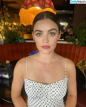 Lucy Hale / lucyhale фото голая #0896