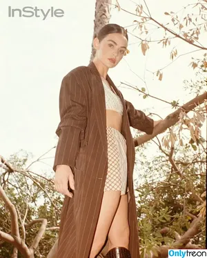 Lucy Hale / lucyhale фото голая #0945