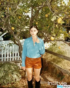 Lucy Hale / lucyhale фото голая #0947
