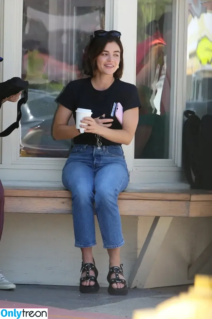 Lucy Hale nude photo #0571 (lucyhale)
