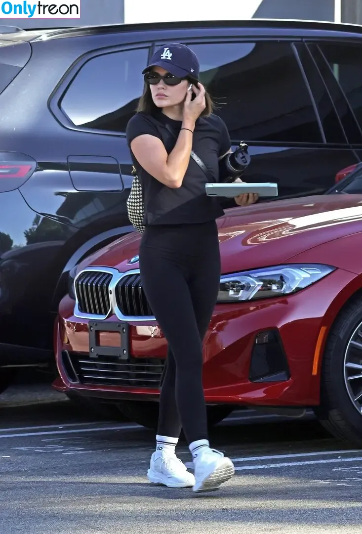 Lucy Hale голая photo #0683 (lucyhale)