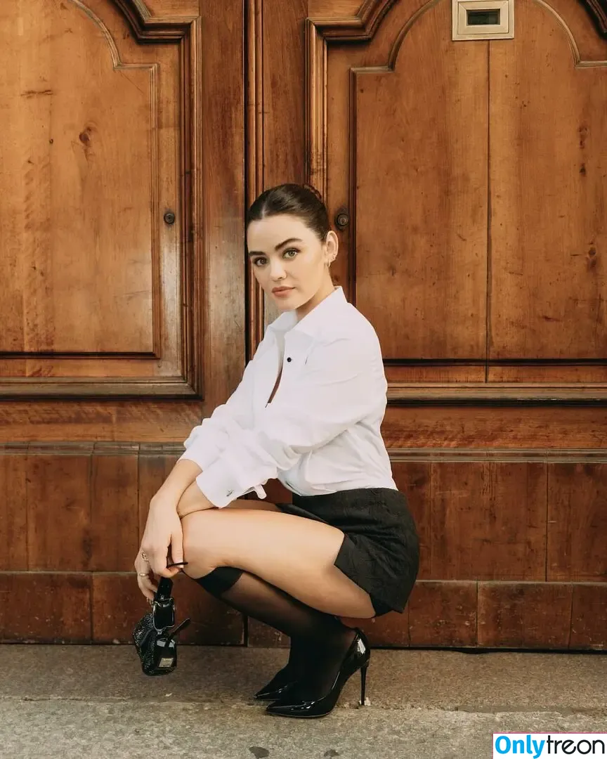 Lucy Hale голая photo #0698 (lucyhale)