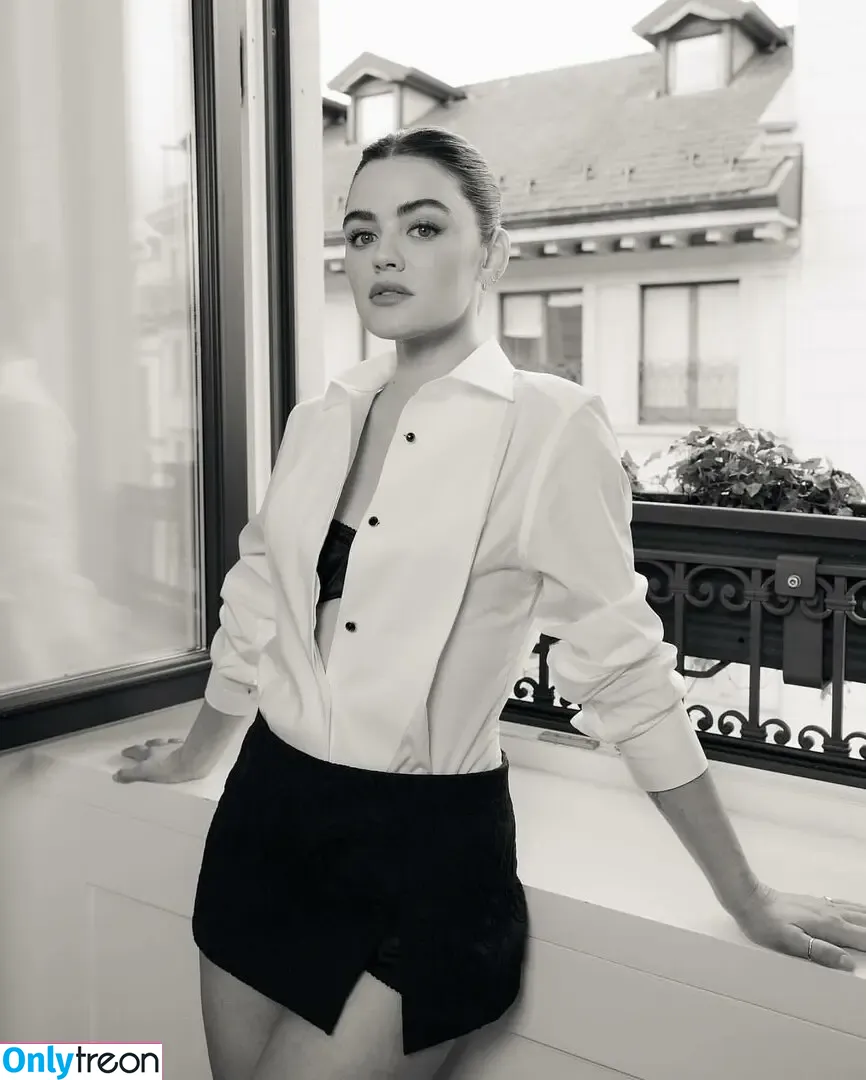 Lucy Hale голая photo #0704 (lucyhale)