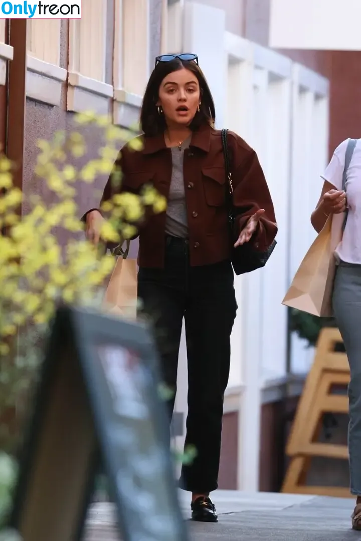 Lucy Hale голая photo #0809 (lucyhale)