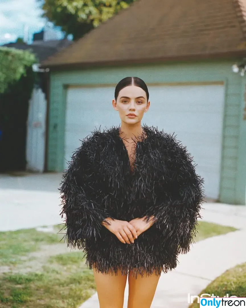 Lucy Hale голая photo #0948 (lucyhale)