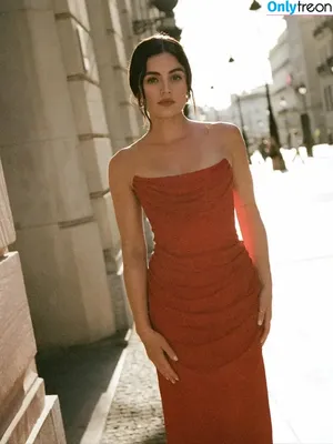 Lucy Hale / lucyhale фото голая #1053