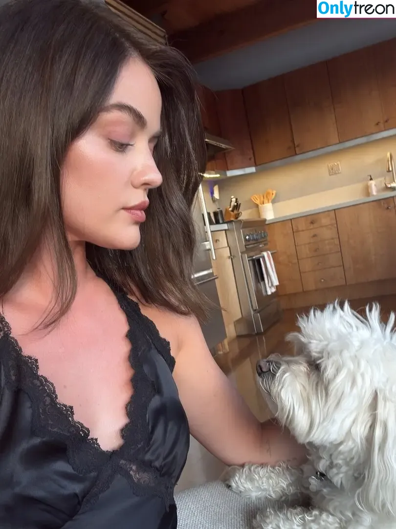 Lucy Hale голая photo #1033 (lucyhale)
